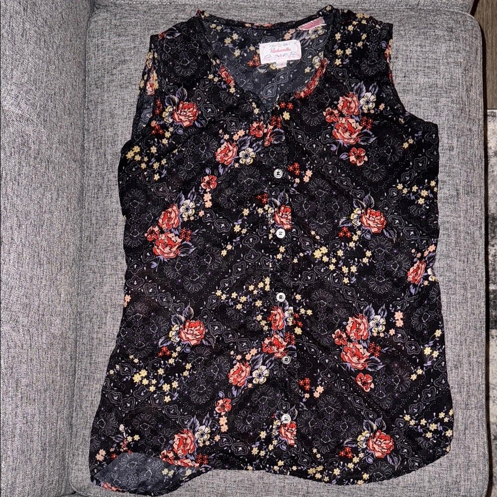Floral Button-Up Sleeveless Top
